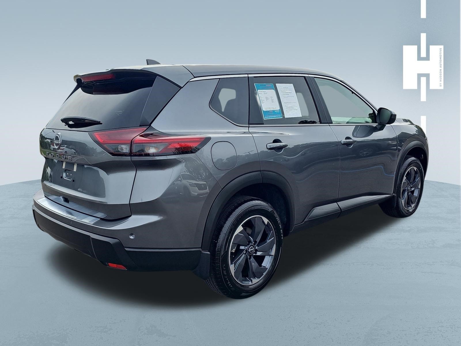 Used 2026 Nissan Rogue SV FWD image 4