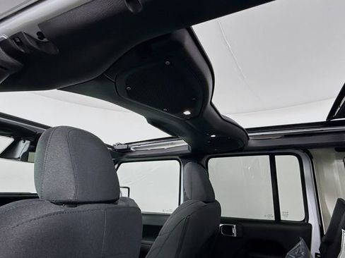 New 2026 Jeep Wrangler Unlimited Sport AWD/4WD image 33