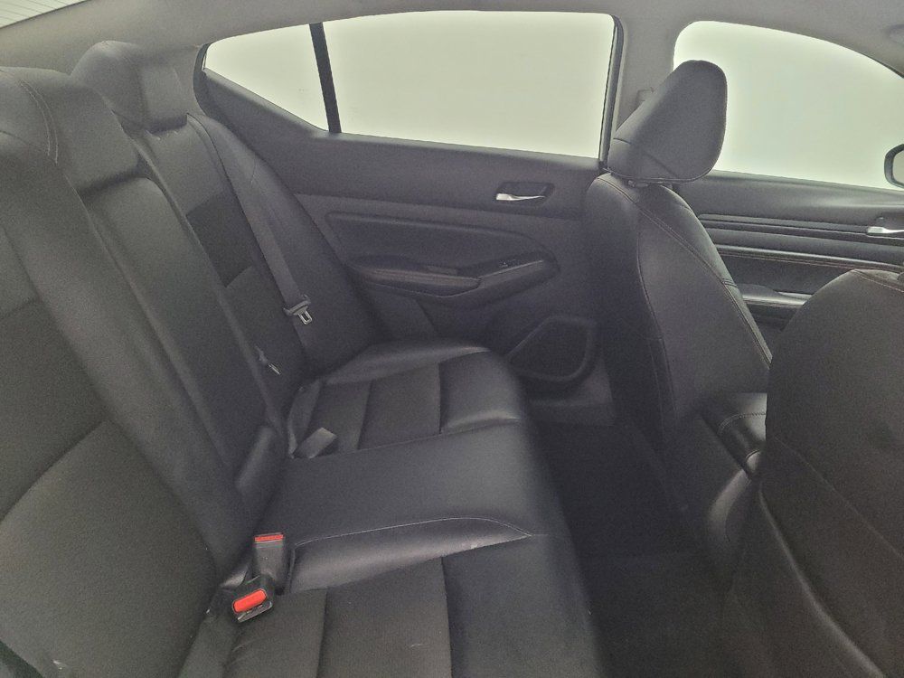 Used 2019 Nissan Altima 2.5 SR FWD image 19