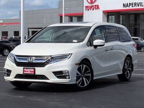 Used 2019 Honda Odyssey Elite image 2