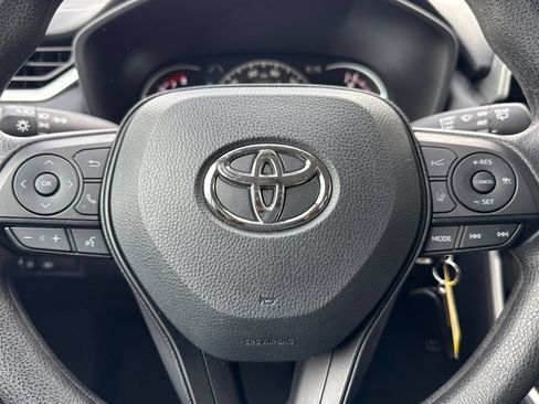 Certified 2025 Toyota RAV4 LE FWD image 35