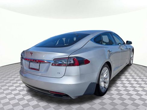 Used 2017 Tesla Model S 75 image 3