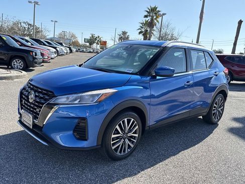 Used 2024 Nissan Kicks SV image 8