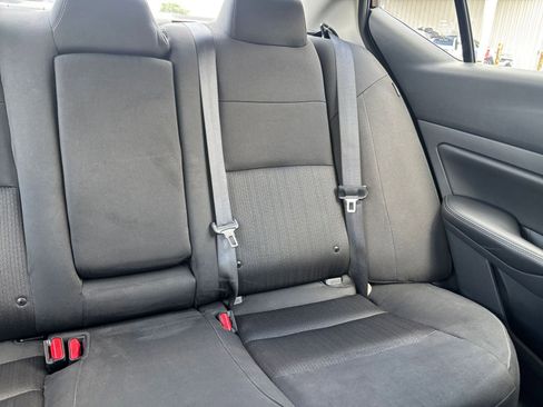 Used 2025 Nissan Altima 2.5 SV FWD image 37