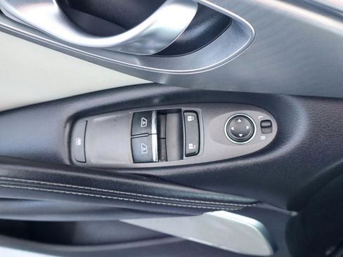 Used 2020 INFINITI Q60 3.0t Luxe RWD image 27