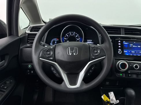 Used 2019 Honda Fit EX image 4