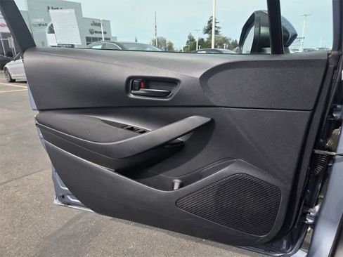 Used 2023 Toyota Corolla LE image 18