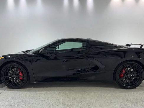 New 2027 Chevrolet Corvette Stingray Convertible w/ Z51 Performance Package RWD image 2