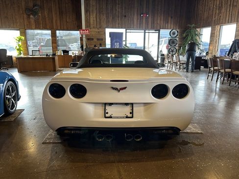 Used 2012 Chevrolet Corvette Grand Sport w/ 2LT Preferred Equipment Group image 11