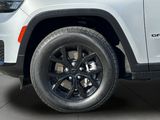 Used 2024 Jeep Grand Cherokee L Laredo image 3