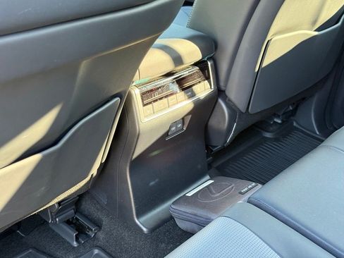 Certified 2024 Lexus GX 550 AWD/4WD image 30