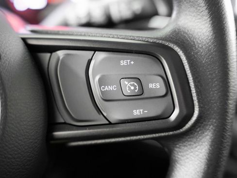 Used 2025 Jeep Wrangler Sport image 16