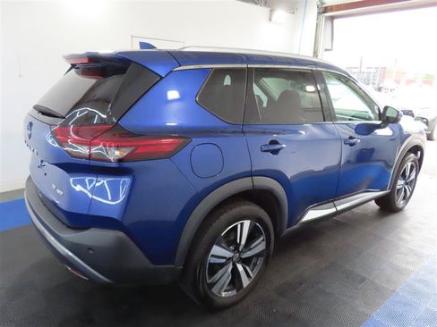 Used 2023 Nissan Rogue SL AWD/4WD image 14