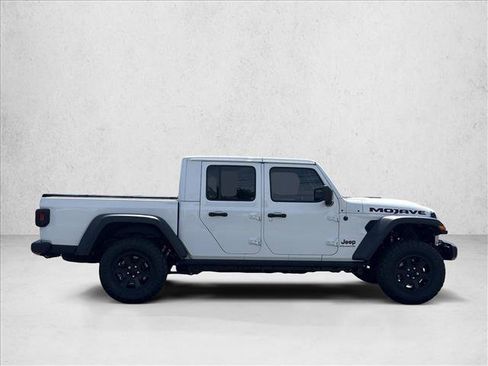 Used 2023 Jeep Gladiator Mojave w/ Cold Weather Group AWD/4WD image 5