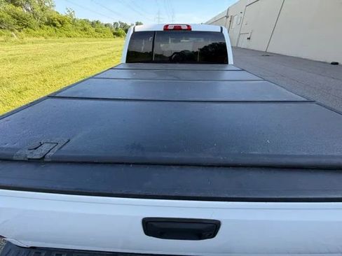 Used 2015 GMC Sierra 1500 SLE AWD/4WD image 40