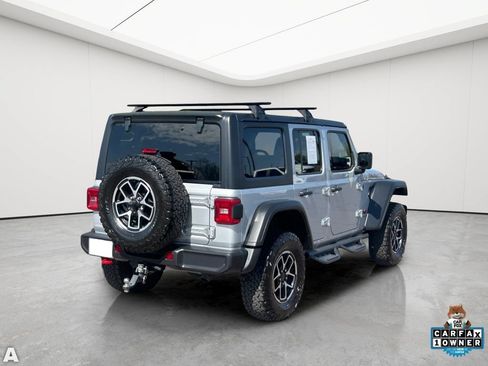 Certified 2024 Jeep Wrangler Unlimited Rubicon AWD/4WD image 5