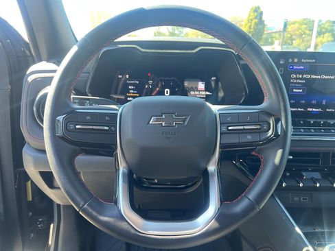 Used 2024 Chevrolet Colorado Z71 w/ Z71 Convenience Package 2 image 18