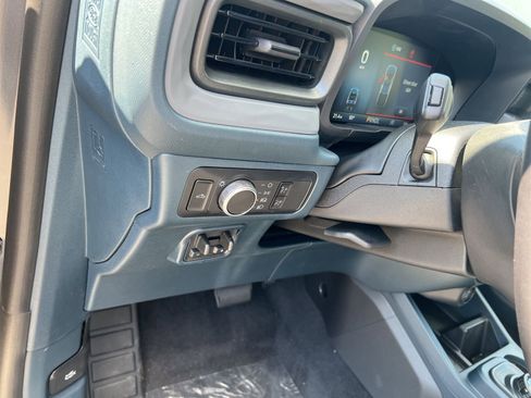 New 2025 Ford Maverick XLT w/ XLT Luxury Package image 15