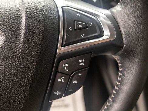 Used 2019 Ford Fusion SE w/ Equipment Group 151A FWD image 22
