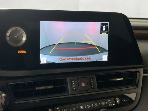 Used 2023 Lexus ES 350 w/ Premium Package FWD image 12