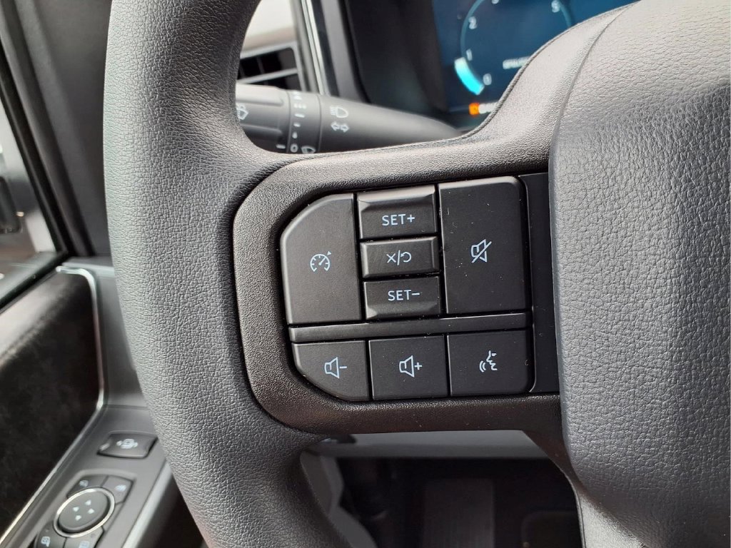 New 2027 Ford F250 XLT w/ XLT Premium Package AWD/4WD image 10