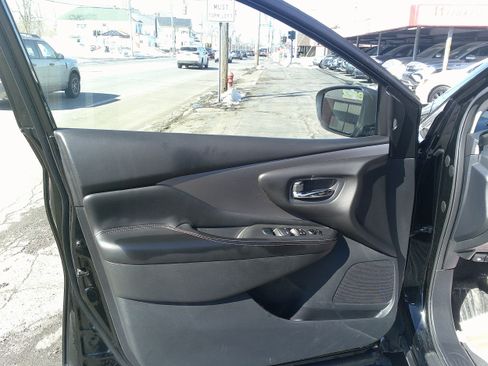 Used 2024 Nissan Murano SV w/ SV Midnight Edition Package image 15