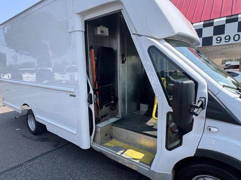 Used 2023 Ford Transit 350 Low Roof DRW AWD image 21