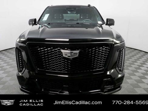 New 2026 Cadillac Escalade V w/ LPO, ONYX Package image 38