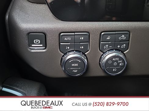 Used 2025 GMC Sierra 1500 Elevation AWD/4WD image 29