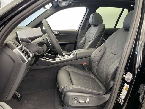 Used 2026 BMW X5 xDrive40i w/ M Sport Package AWD/4WD image 13