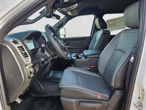 New 2026 RAM 5500 Tradesman w/ Chrome Appearance Group AWD/4WD image 4