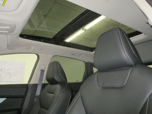 New 2025 Nissan Murano SL image 18