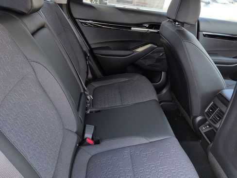 New 2026 Kia Seltos S FWD image 8