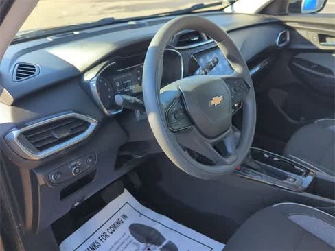 Used 2023 Chevrolet TrailBlazer LT w/ Convenience Package image 10
