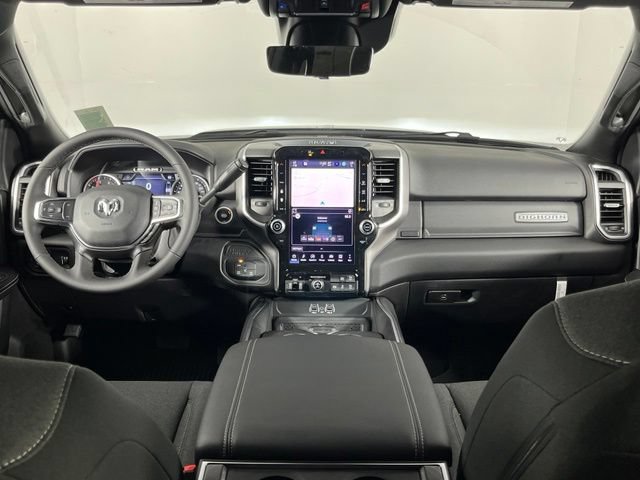 New 2027 RAM 3500 Big Horn AWD/4WD image 13