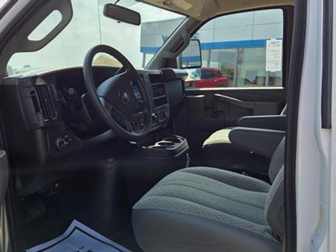 New 2025 Chevrolet Express 3500 w/ Power Convenience Package image 9