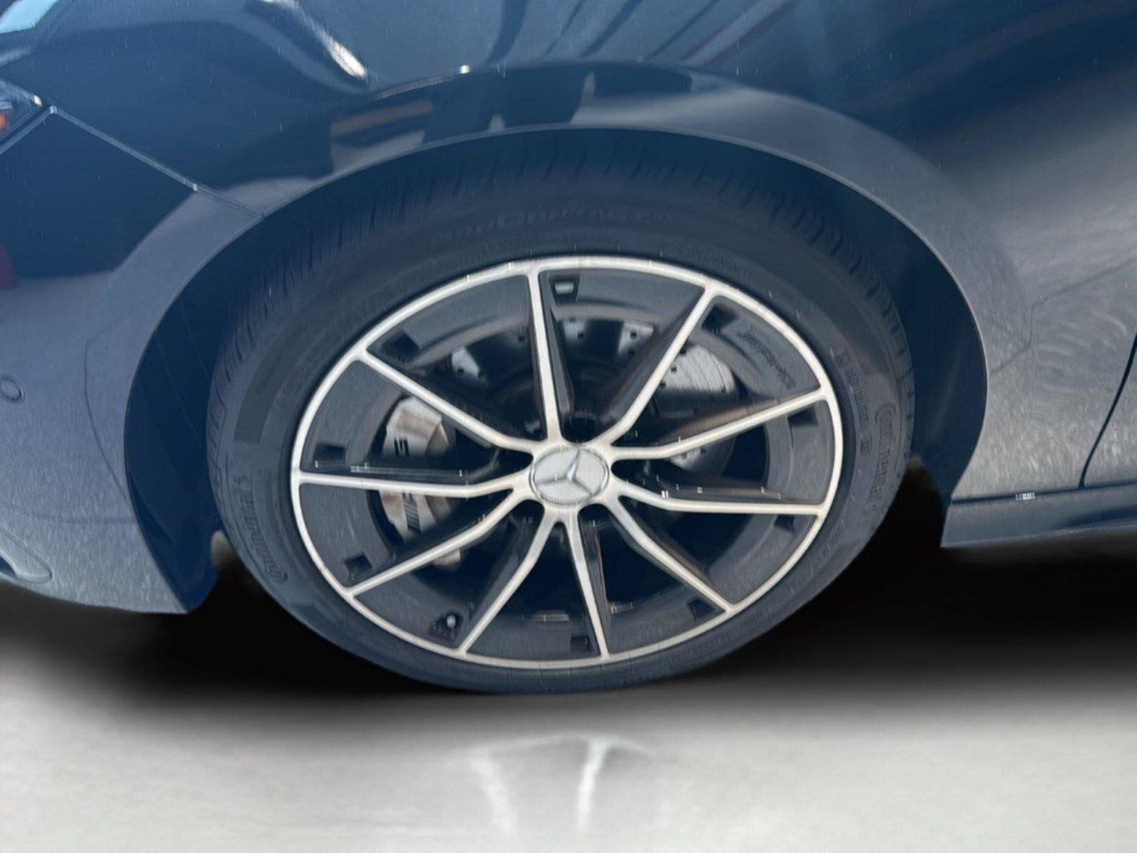 Used 2025 Mercedes-Benz CLA 35 AMG 4MATIC image 29