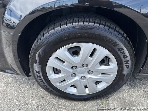 Used 2015 Dodge Grand Caravan American Value Package FWD image 9