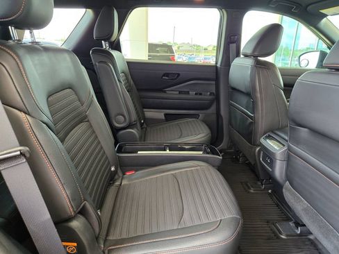 Used 2024 Nissan Pathfinder Rock Creek AWD/4WD image 26