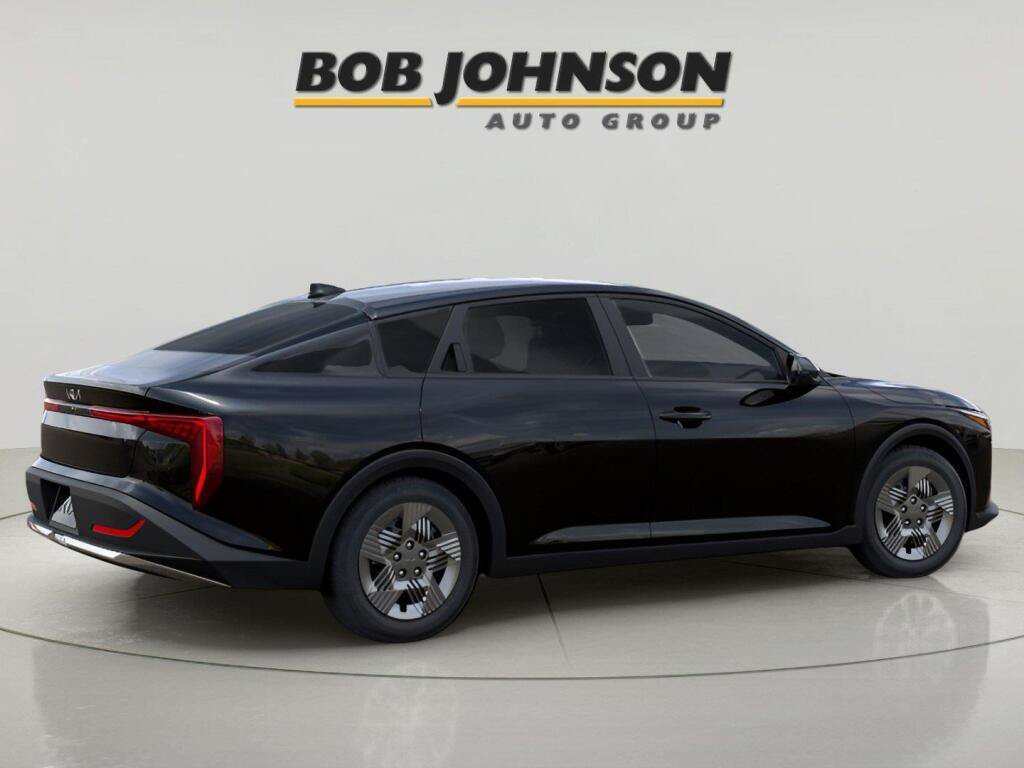 New 2026 Kia K4 FWD image 7