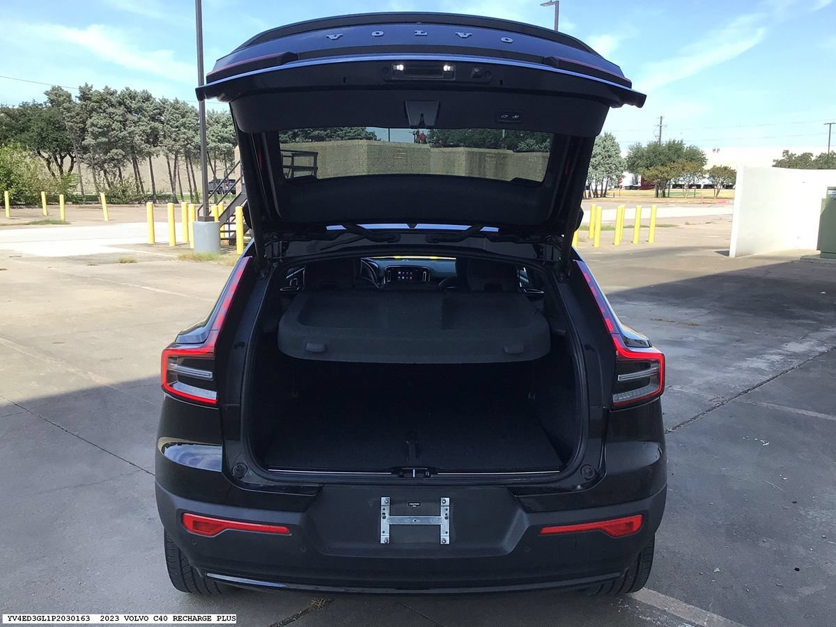 Used 2023 Volvo C40 P8 Recharge Plus AWD/4WD image 9
