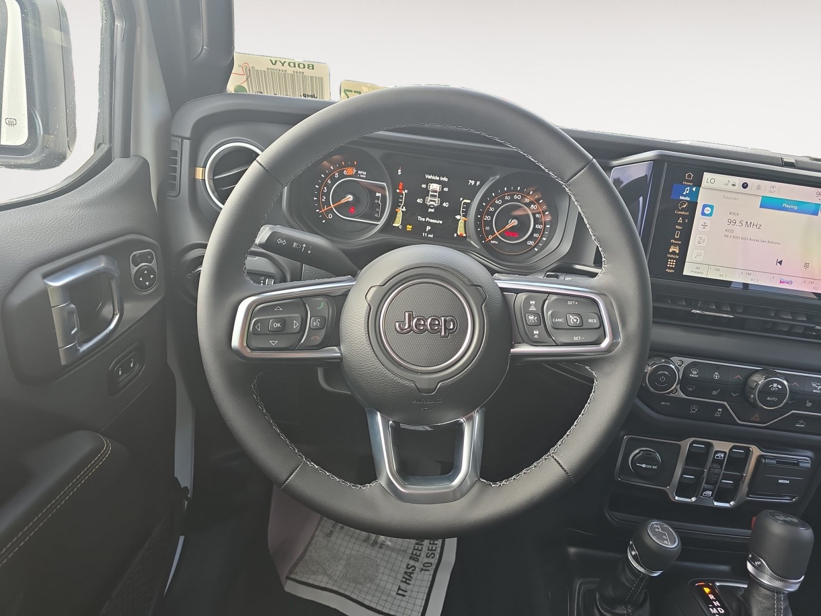 New 2026 Jeep Wrangler Unlimited Sahara w/ Technology Group AWD/4WD image 13