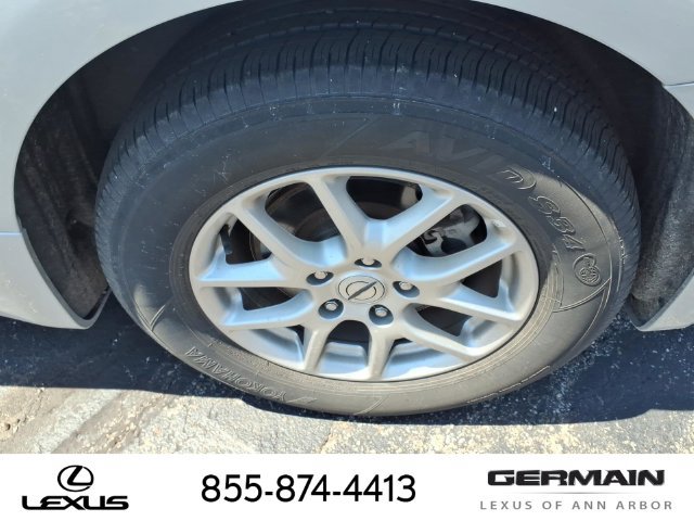 Used 2024 Chrysler Pacifica Touring-L FWD image 10