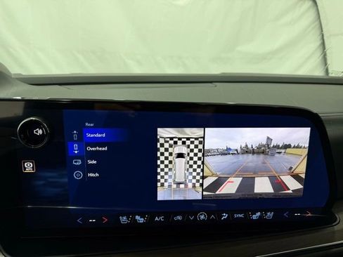 New 2026 Chevrolet Suburban High Country image 42