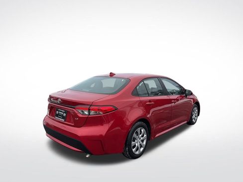 Certified 2021 Toyota Corolla LE image 5