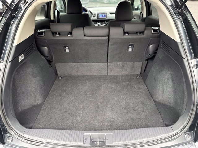 Used 2018 Honda HR-V EX image 28