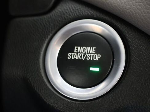 Used 2022 Chevrolet Equinox LS AWD/4WD image 15