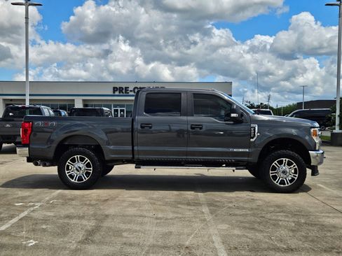Used 2020 Ford F250 XL w/ STX Appearance Package image 2