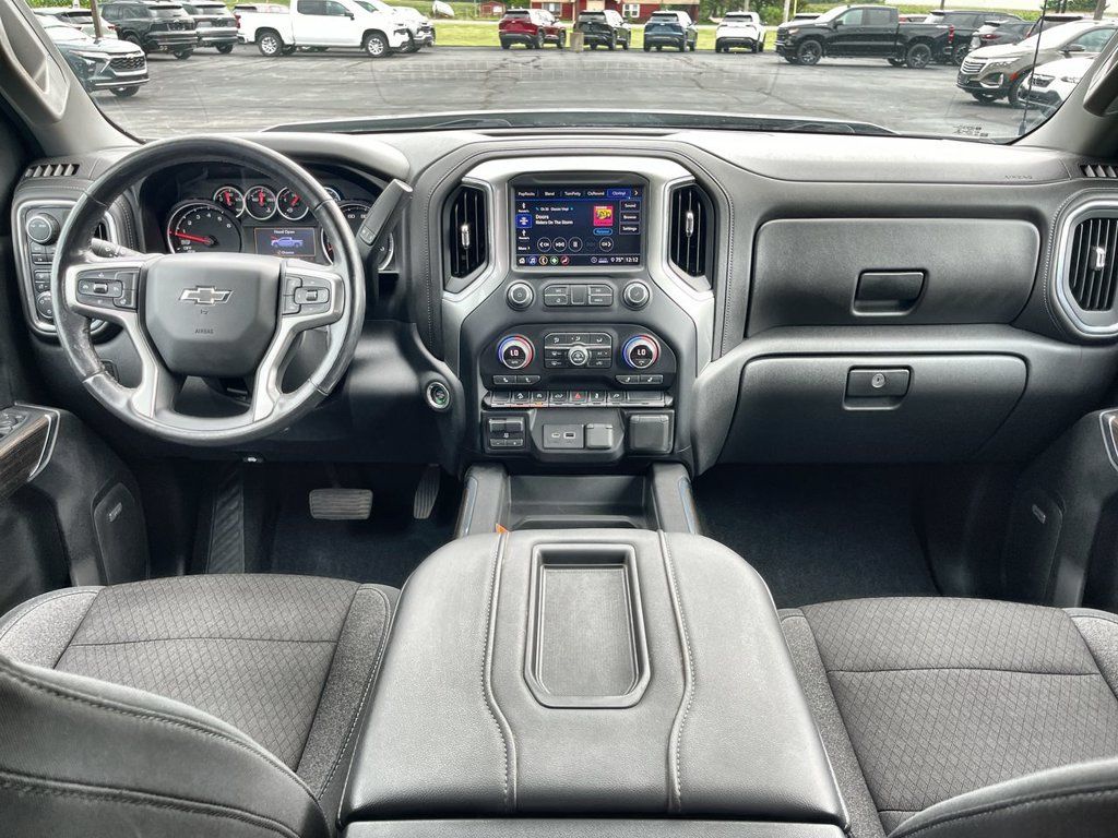 Used 2020 Chevrolet Silverado 1500 RST AWD/4WD image 19