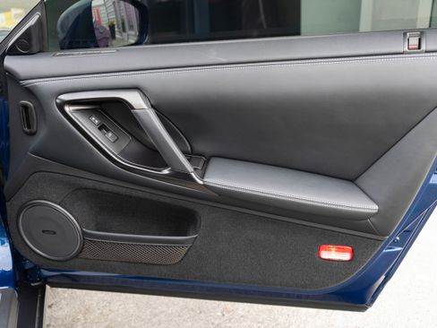 Used 2014 Nissan GT-R Premium image 29